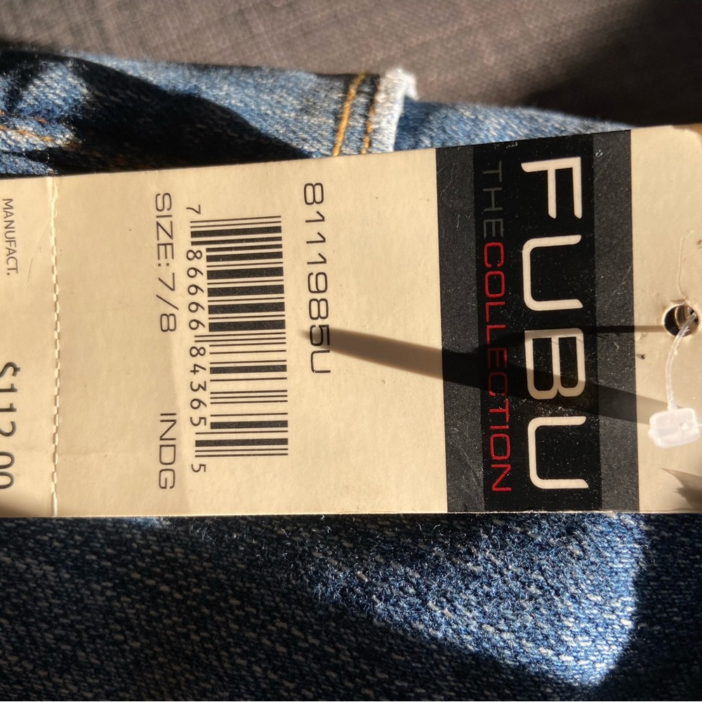 FUBU women’s size 7/8, cropped cuffed jeans.